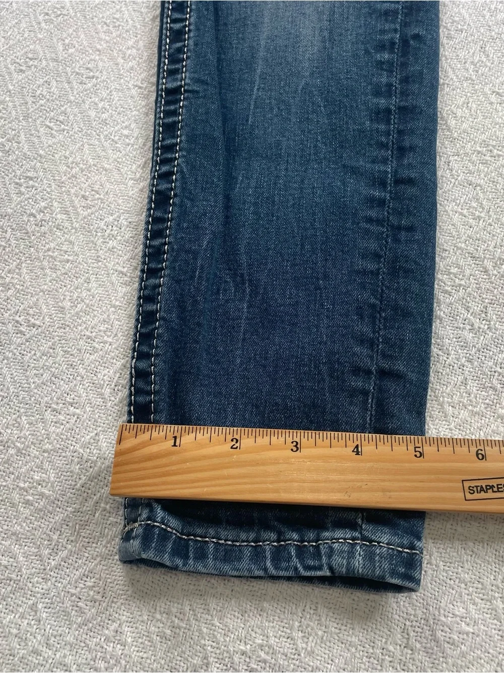 Miss Me Medium Blue Straight Jeans ~ Size 28 ~ Dress up your jeans* Bling